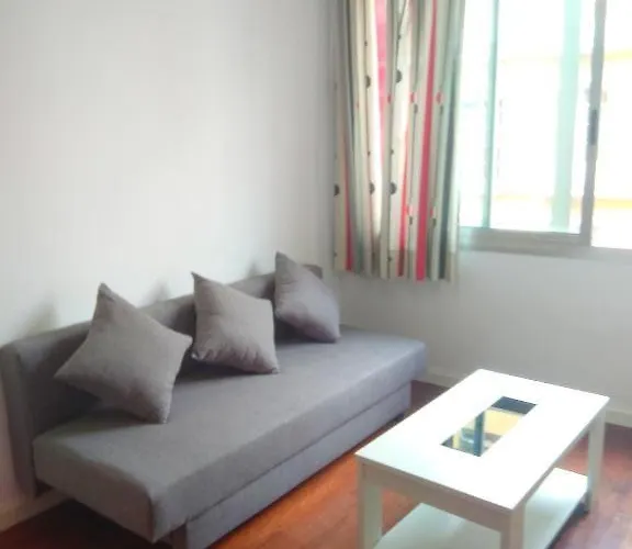 Plaza Merced Apartamentos